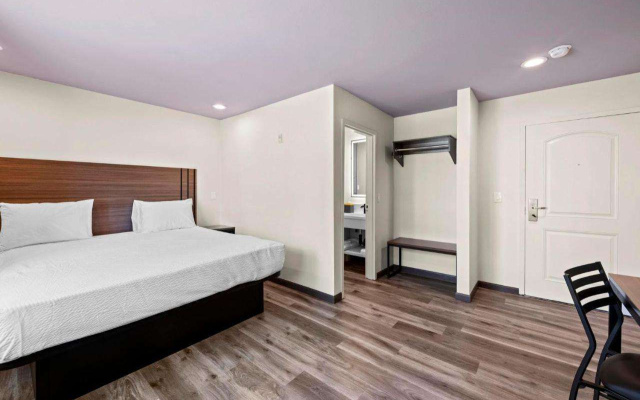 Hyland Inn Long Beach