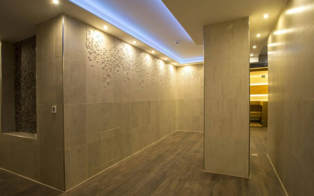 Adrion Aparthotel