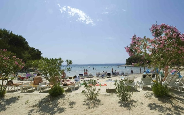 Captivating Holiday Home in Pakostane With Swimming Pool