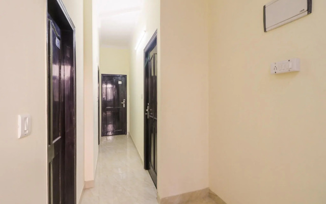 The Golden Bridge by OYO Rooms