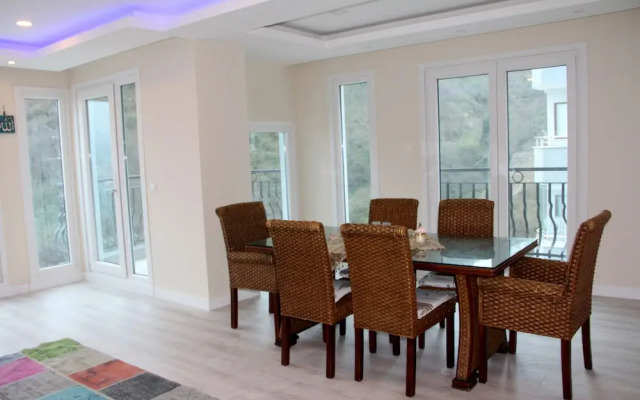 White Palace Residence