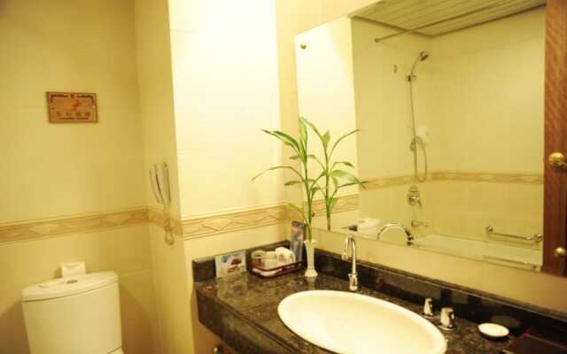 Lijiang Wangfu Hotel