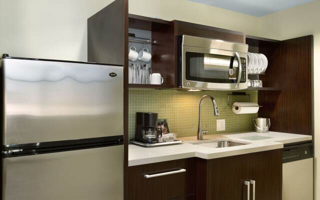 Home2 Suites by Hilton Philadelphia - Convention Center, PA