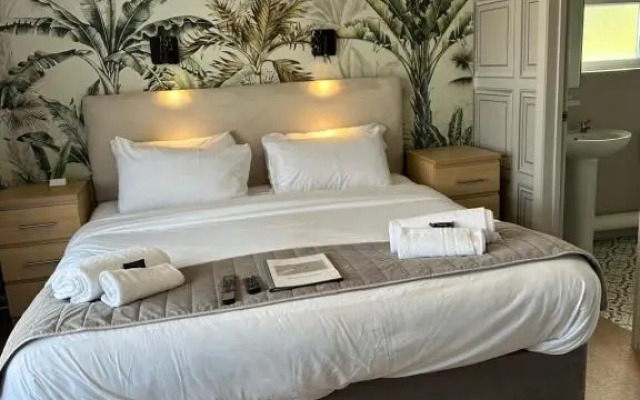 The Q Hotel