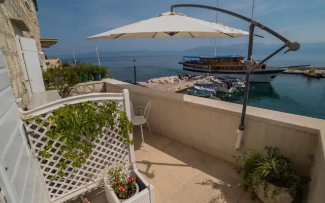 Stone House Seaside Retreat on Brač Island