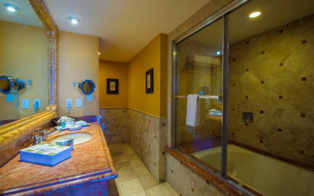 The Ridge at Playa Grande