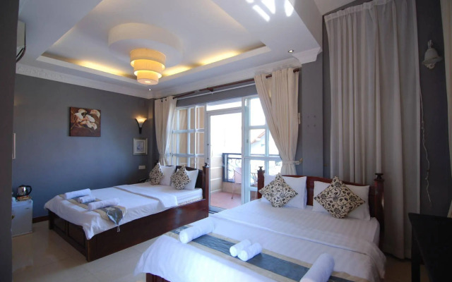 Pillar Hotel