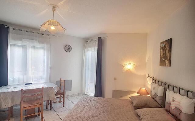 Appartement Lamalou-les-Bains, 1 pièce, 2 personnes - FR-1-451-95
