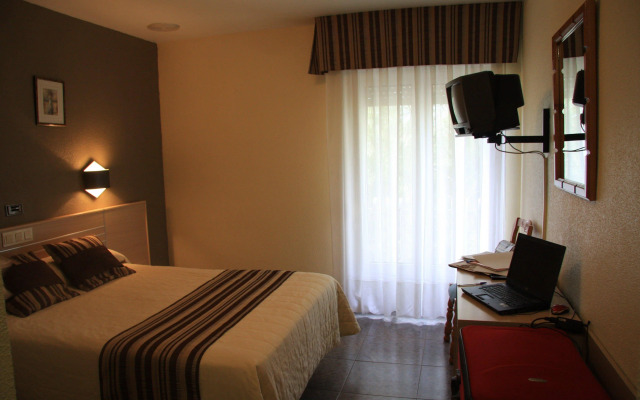 Hotel La Colina