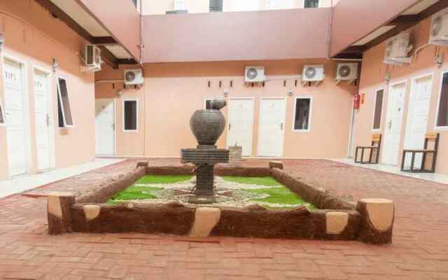OYO 3124 Kailli Kost
