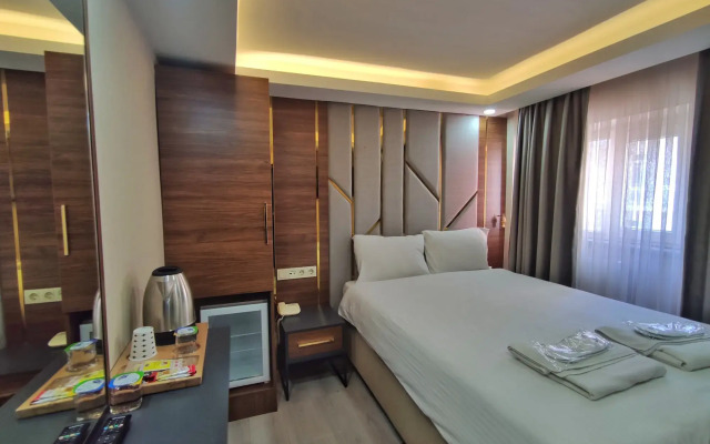 The Golden Pera's Hotel & Spa