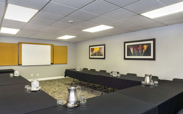 Quality Inn Downtown Inner Harbour