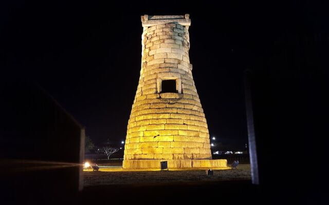 Ninano Guesthouse - Hostel