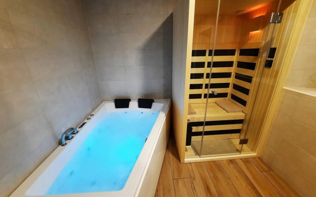 Apartments Hlapi with SPA
