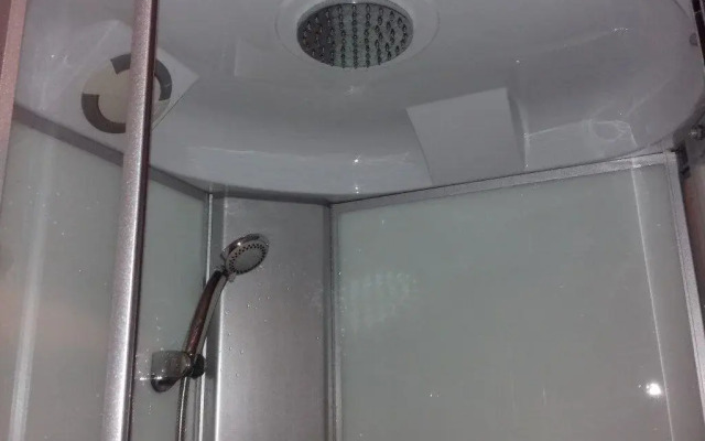 Champagne Hotel