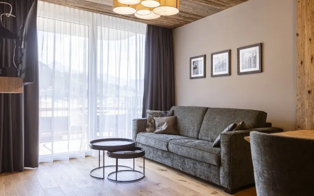 Pleasant Apartment With Shared Pool