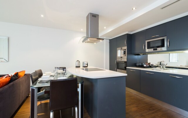 Austin David Apt -Trendy apt near ExCeL