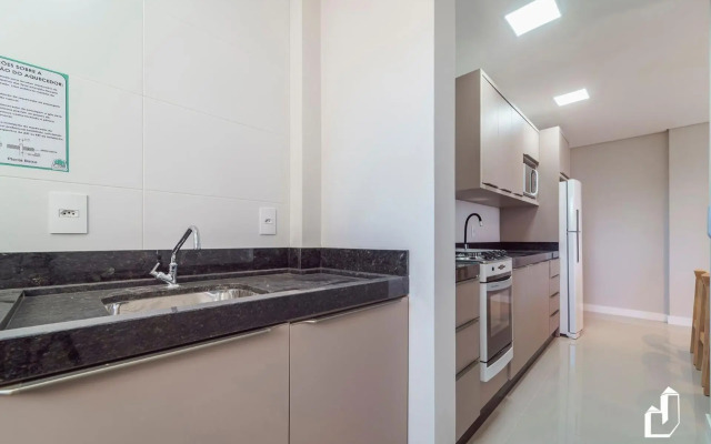 Apartamento com 02 dormitórios