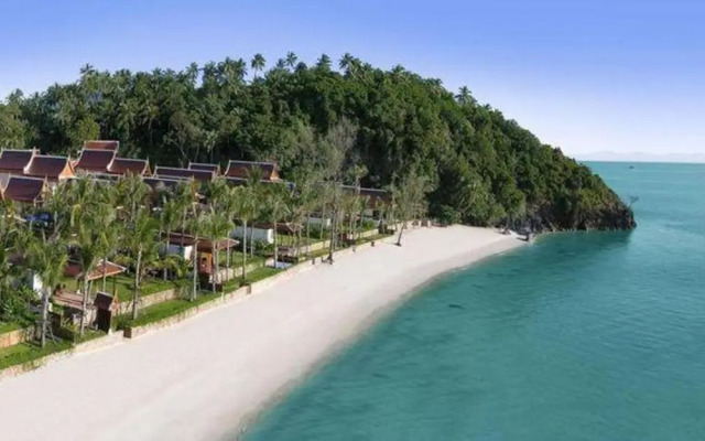 Dhevatara Cove