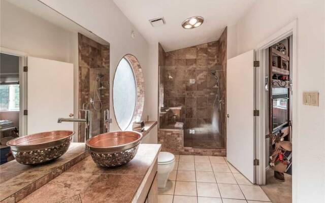 DreamCatcher - Two Bedroom Cabin