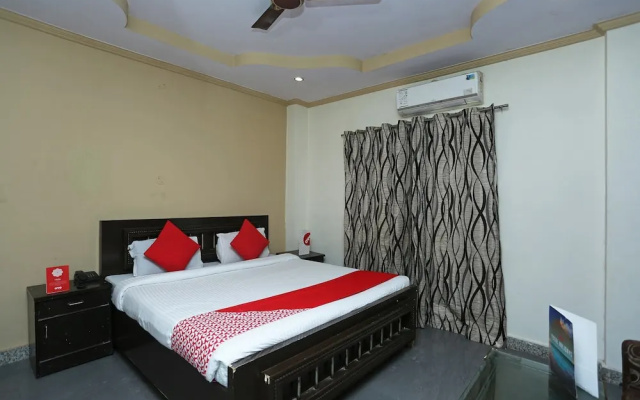 OYO 10592 Hotel Ganga Palace