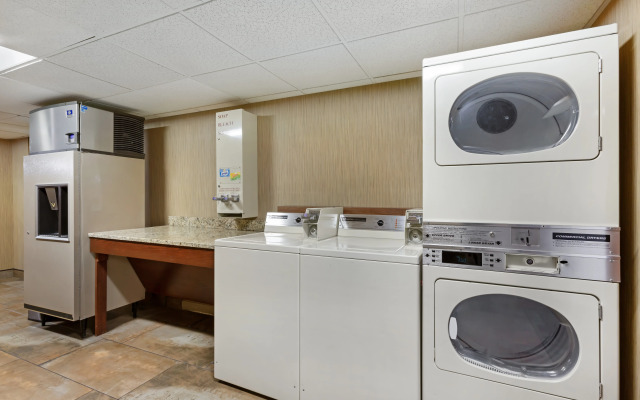 Best Western Plus GranTree Inn