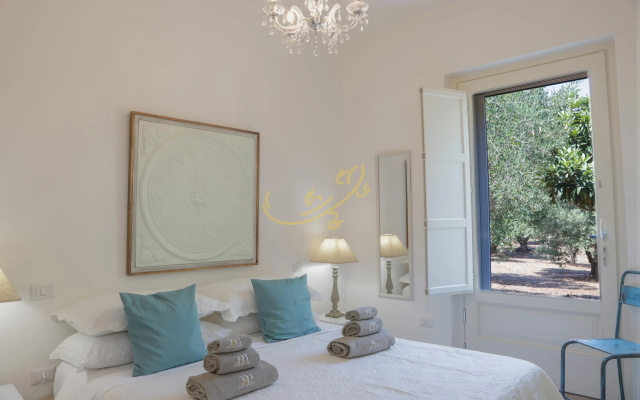 TD Dimora del Giglio With Organic Garden With Pool