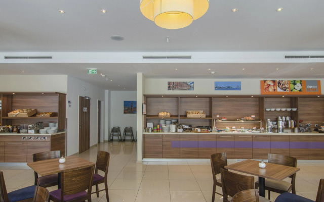 Premier Inn Hamburg City Alster