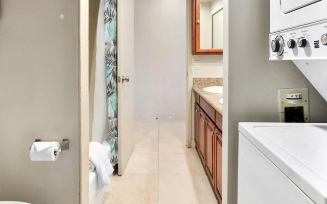 Waikiki Beach Condominiums