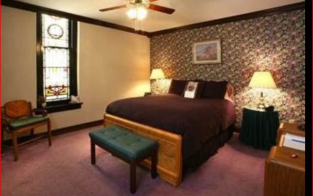 Christopher's Bed & Breakfast