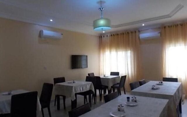 Nevada Inn Hotels And Suites