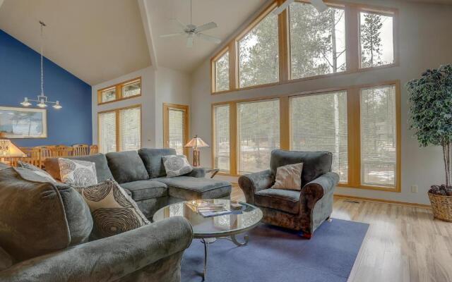 1 Colonial-Golf Course-5BR/6BA