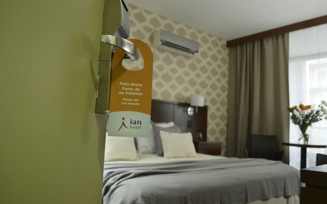 Ian Hotel