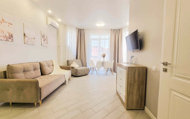 Delyuks na Pribrezhnoy 10 Deluxe Apartment