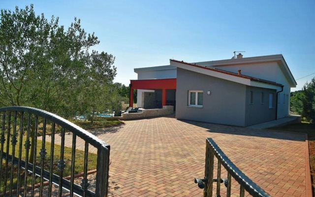 Luxury villa Maya