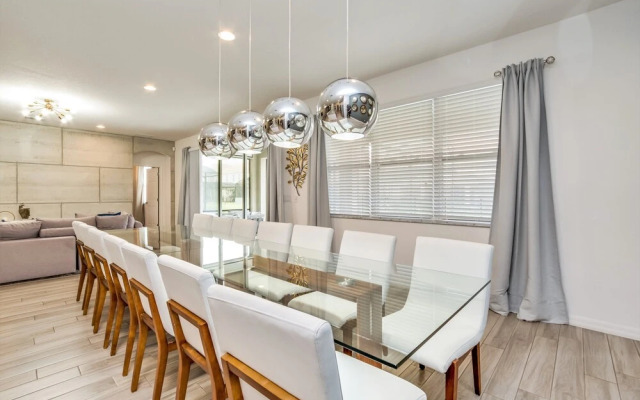 Broadoak Drive villa Solterra 4