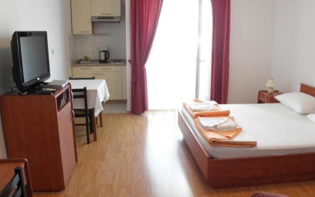 Aparthotel Buratovic