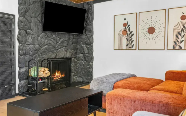 Luxury Studio Escape - Trails & Views