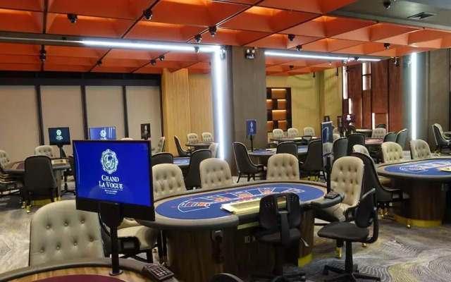 Grand La Vogue Hotel & Casino