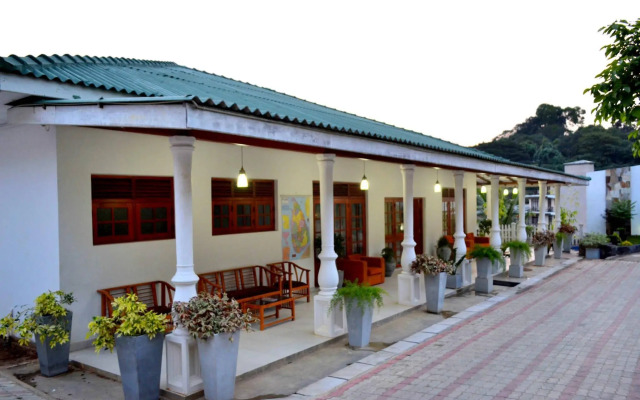 Capital Regency Hotel