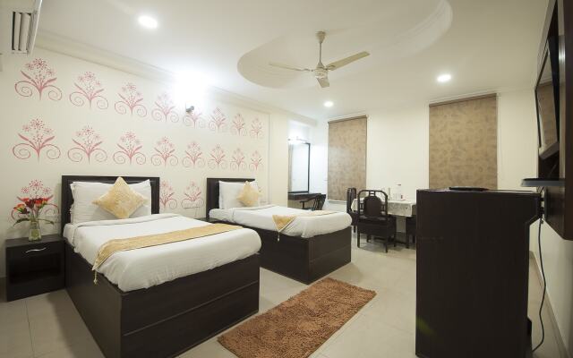 Hotel Dakha International