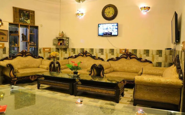 The Heritage Hotel