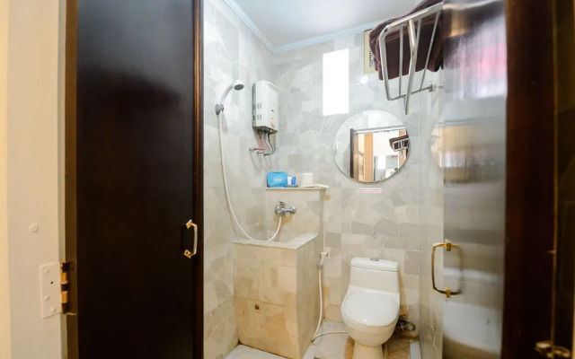 Rehat at Hotel 10 Buah Batu