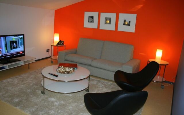 Vigo Beds & Rooms