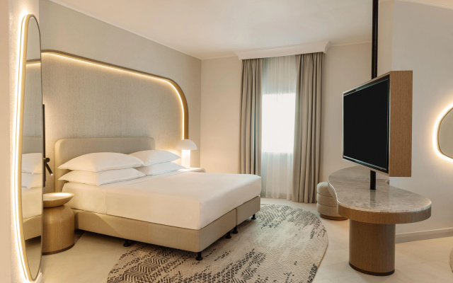 Sheraton Jumeirah Beach Resort - Image 4