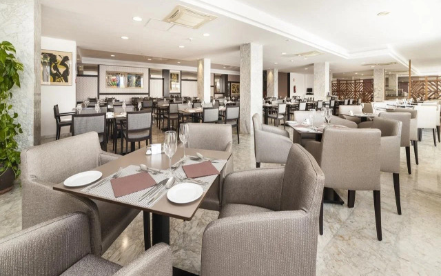 Hoposa Hotel & Apartments Villaconcha