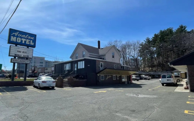 Avalon Motel