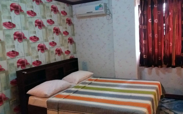 OYO 701 R-kings (former Tomobe Hotel And Restaurant)