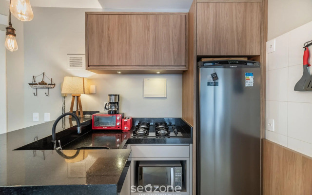 Apto moderno e confortável perto da praia JSR112