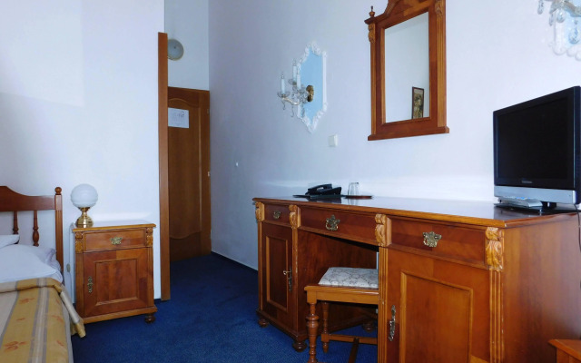 Vysehrad Hotel